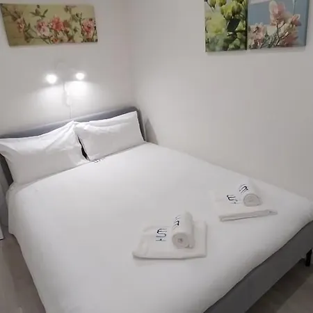 Why Not Centro Apartment